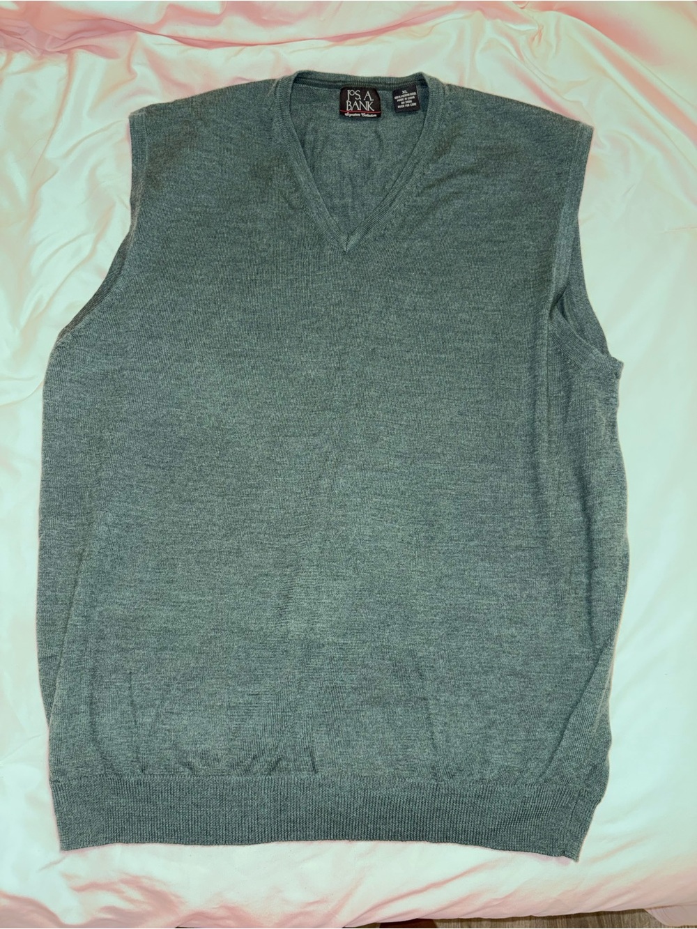 Jos. A. Bank women’s green V-Neck Sweater Vest